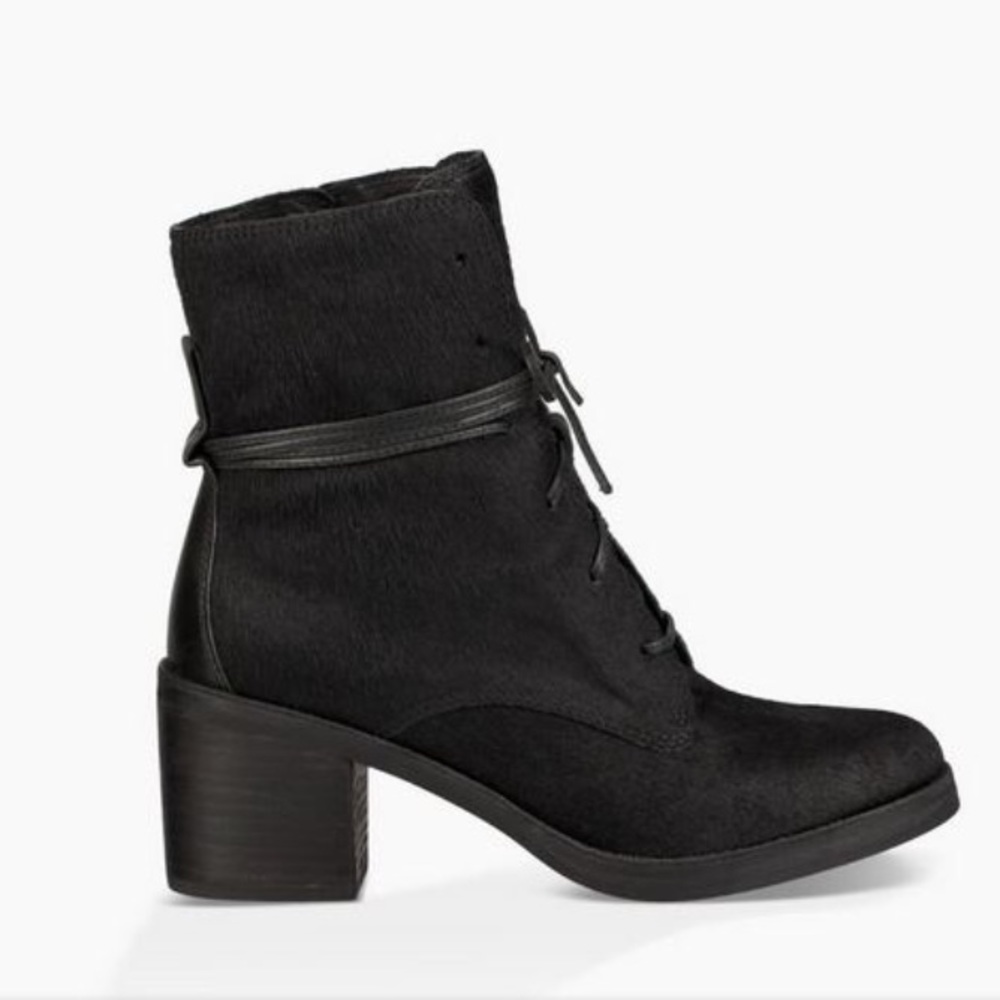 Ugg boots (oriana exotic)